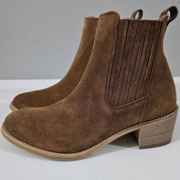 NEW Paul Green Sante Zip Ankle Bootie Brown Suede UK Size 3